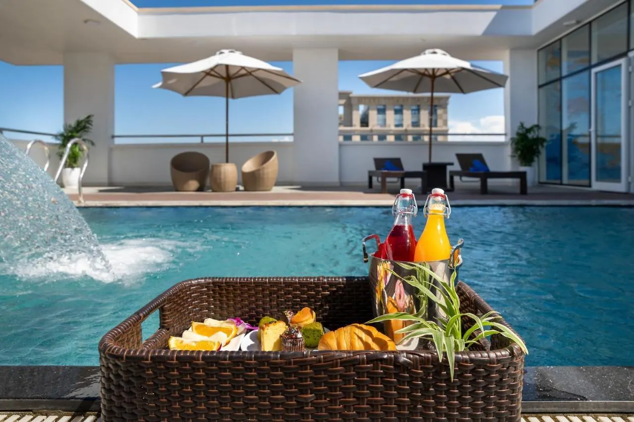 Lamanga Hotel & Suites Da Nang